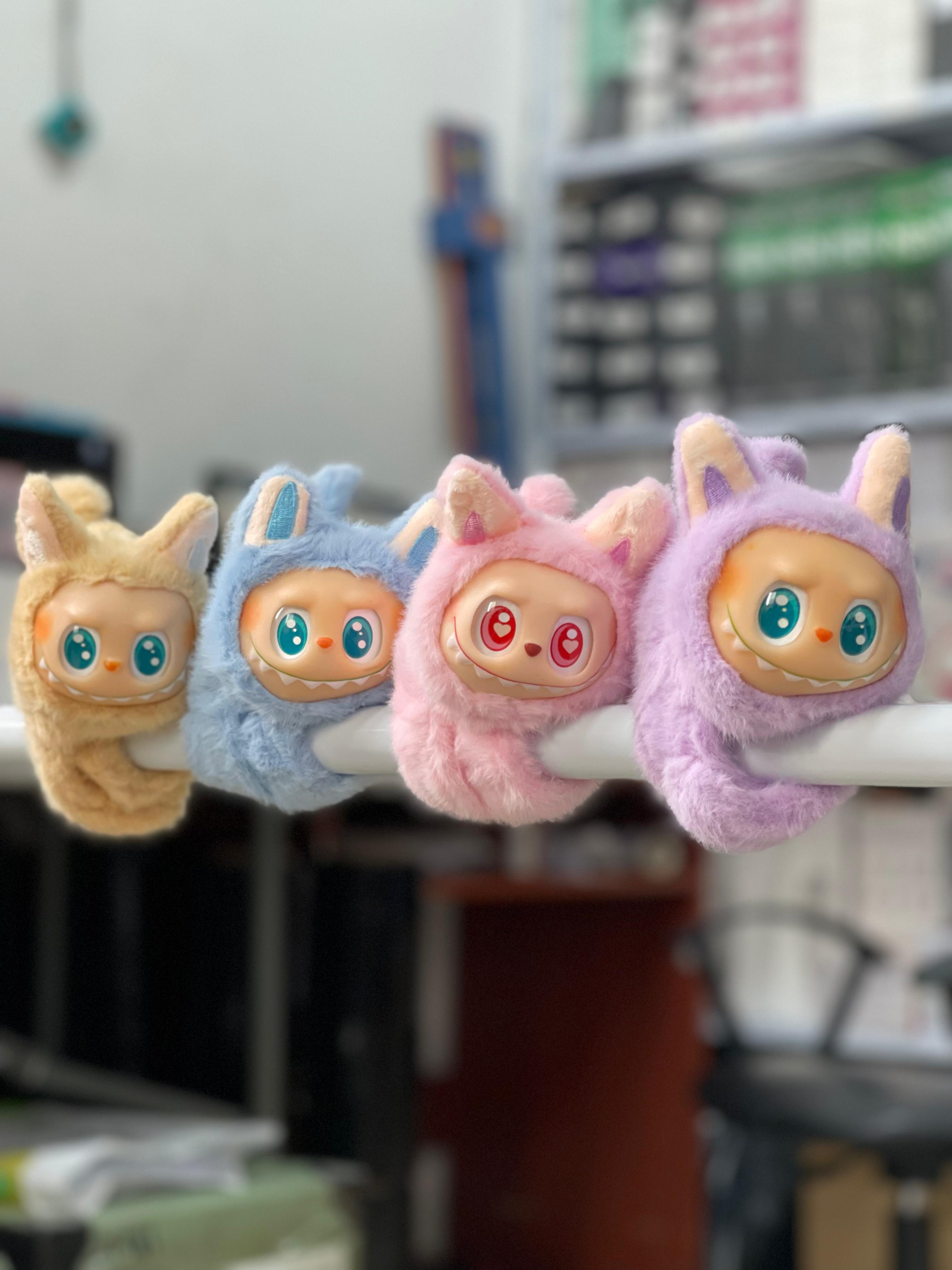 Vista 5 de Labubu Manilla 4 en 1